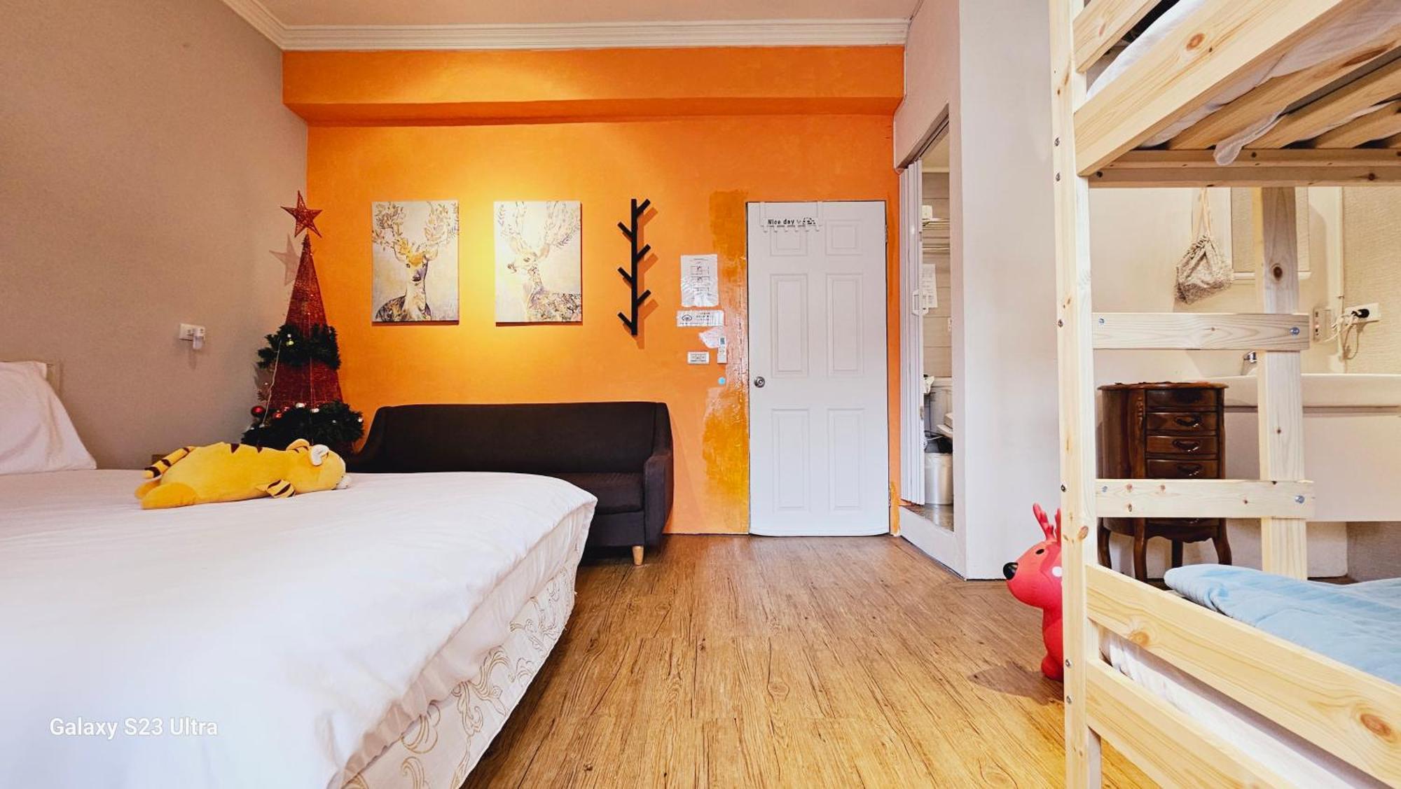 Luzhu 羅里濱海輕旅 Rory Hostel מראה חיצוני תמונה